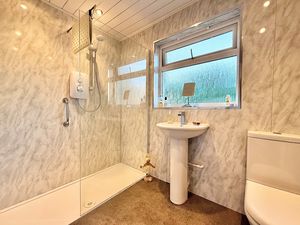 Photo 4- click for photo gallery